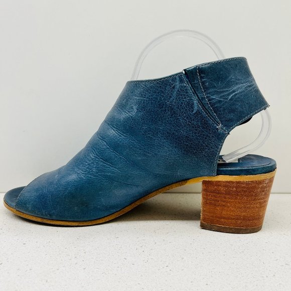 Steve Madden Shalow Blue Leather Peep Toe Sandals Shoes Snap Button Open Heel 10 - Picture 5 of 15